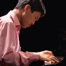 Hyeonjun Jo plays Messiaen