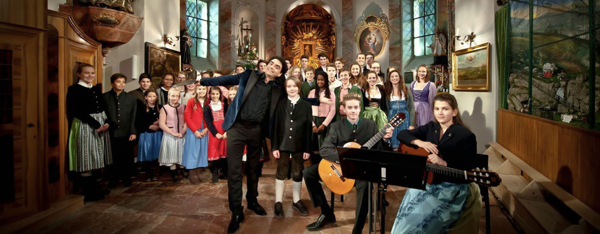 Christmas with Rolando Villazón