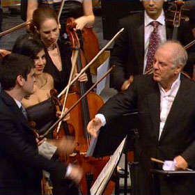 Daniel Barenboim conducts the West-Eastern Divan Orchestra