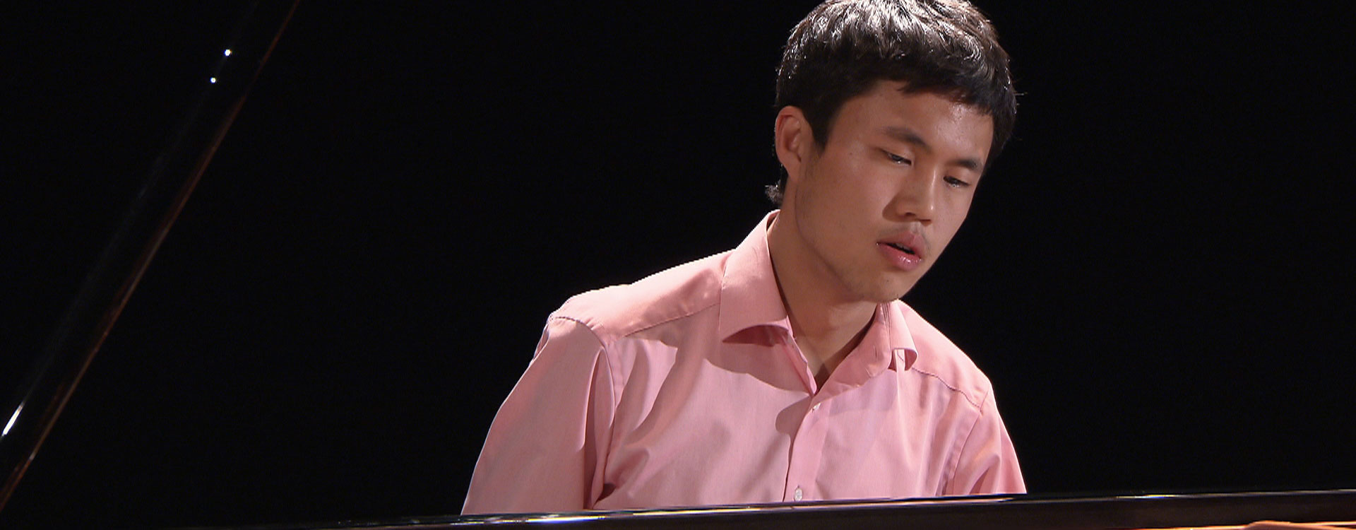 Hyeonjun Jo plays Messiaen