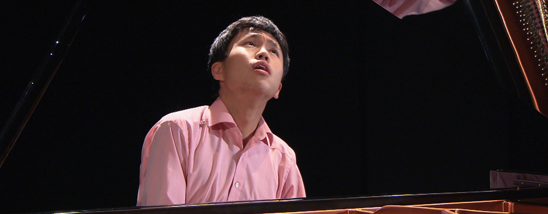 Hyeonjun Jo plays Messiaen
