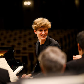 Jan Lisiecki Beethoven Complete Piano Concertos