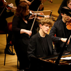 Jan Lisiecki Beethoven Complete Piano Concertos