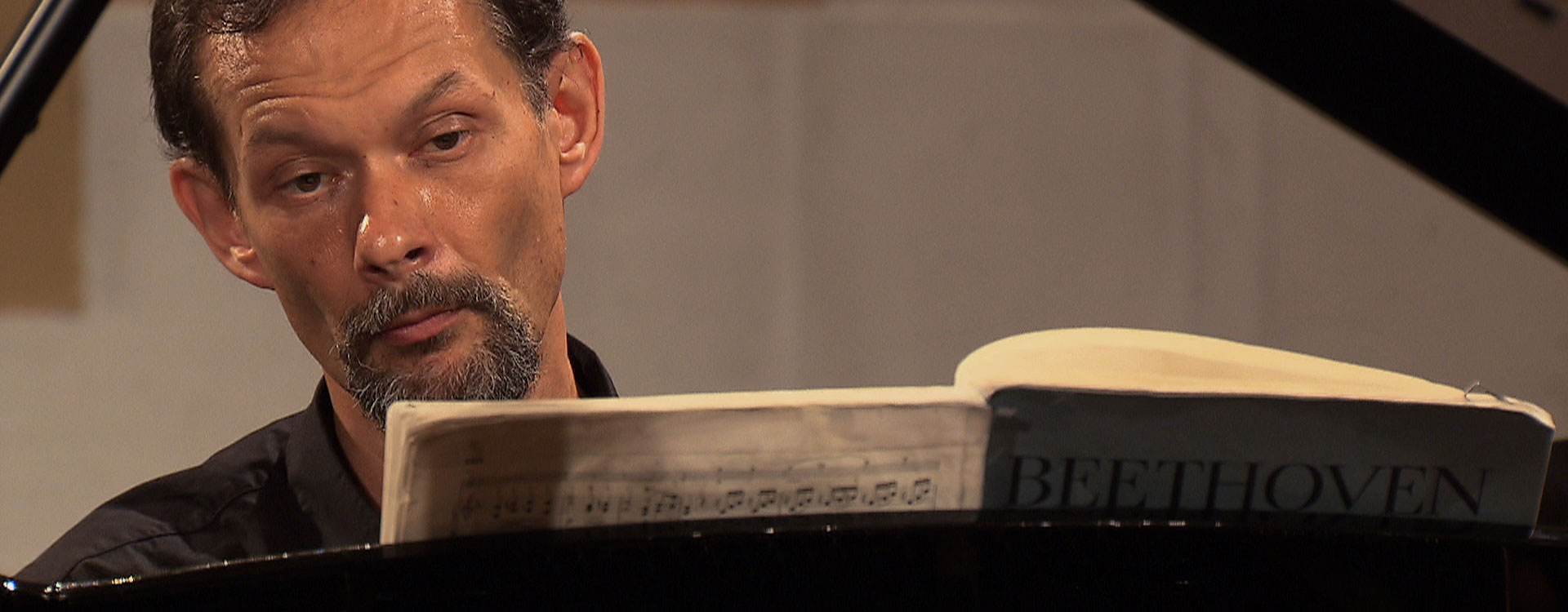 Kavakos Plays Beethoven Violin Sonstas