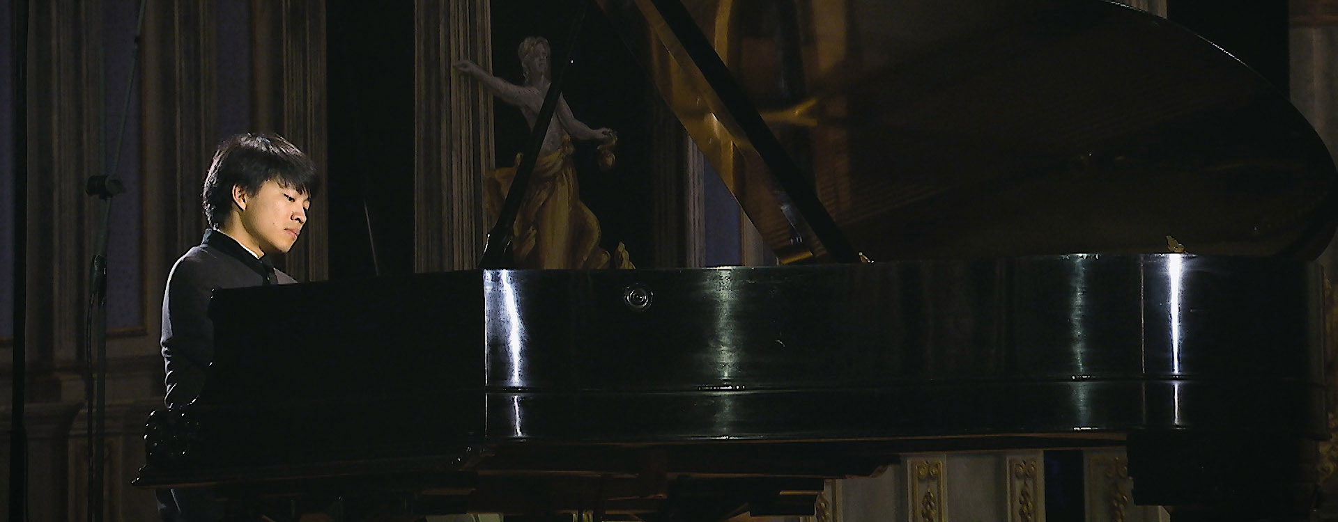 Kit Armstrong - Plays Wagner and Liszt