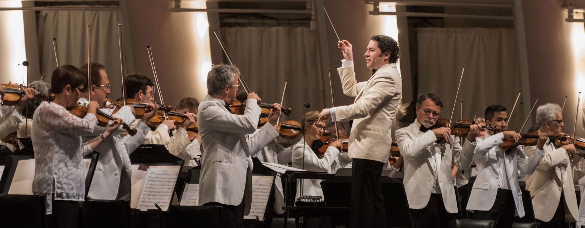 Tango Under the Stars - LA Phil and Dudamel and Romero at the Hollywood Bowl