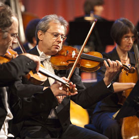 The Schumann Cycle