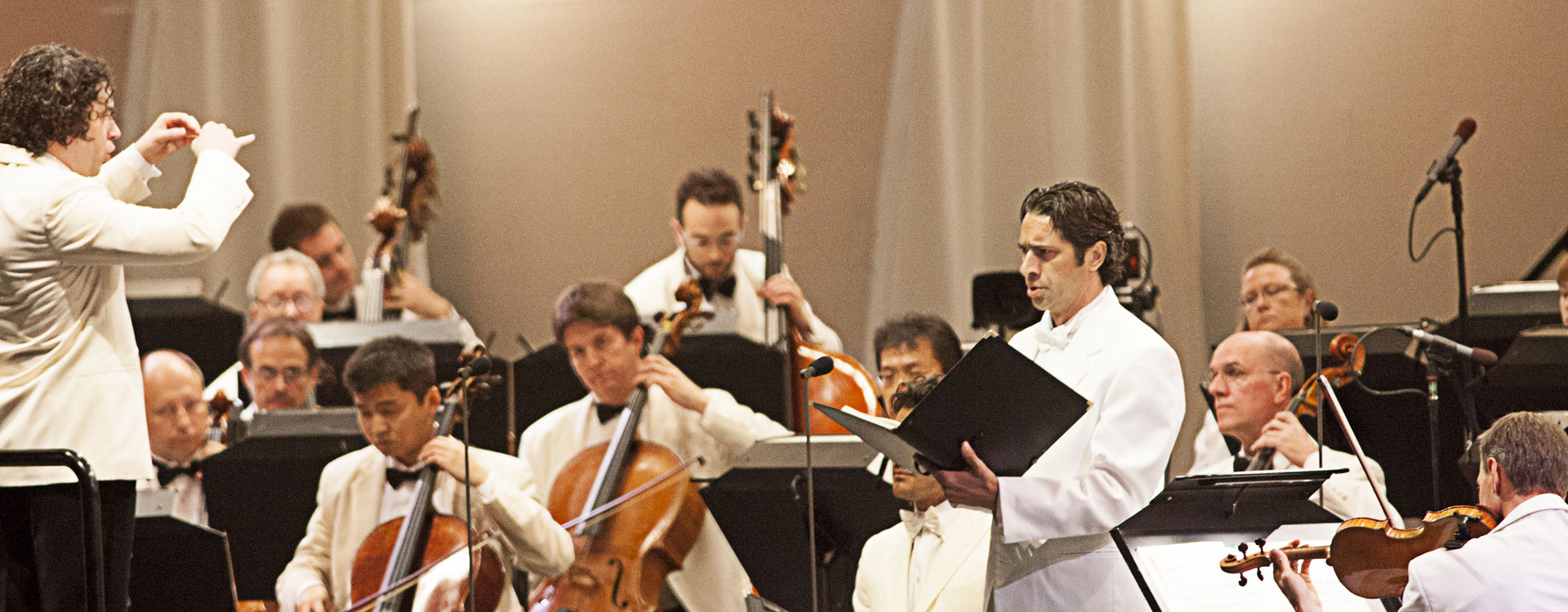 Verdi: Messa di Requiem at the Hollywood Bowl