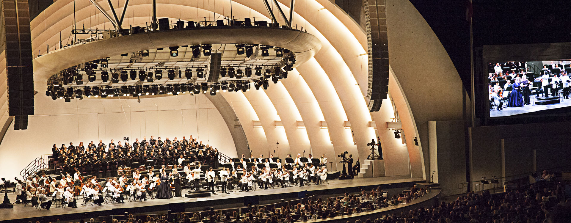 Verdi: Messa di Requiem at the Hollywood Bowl