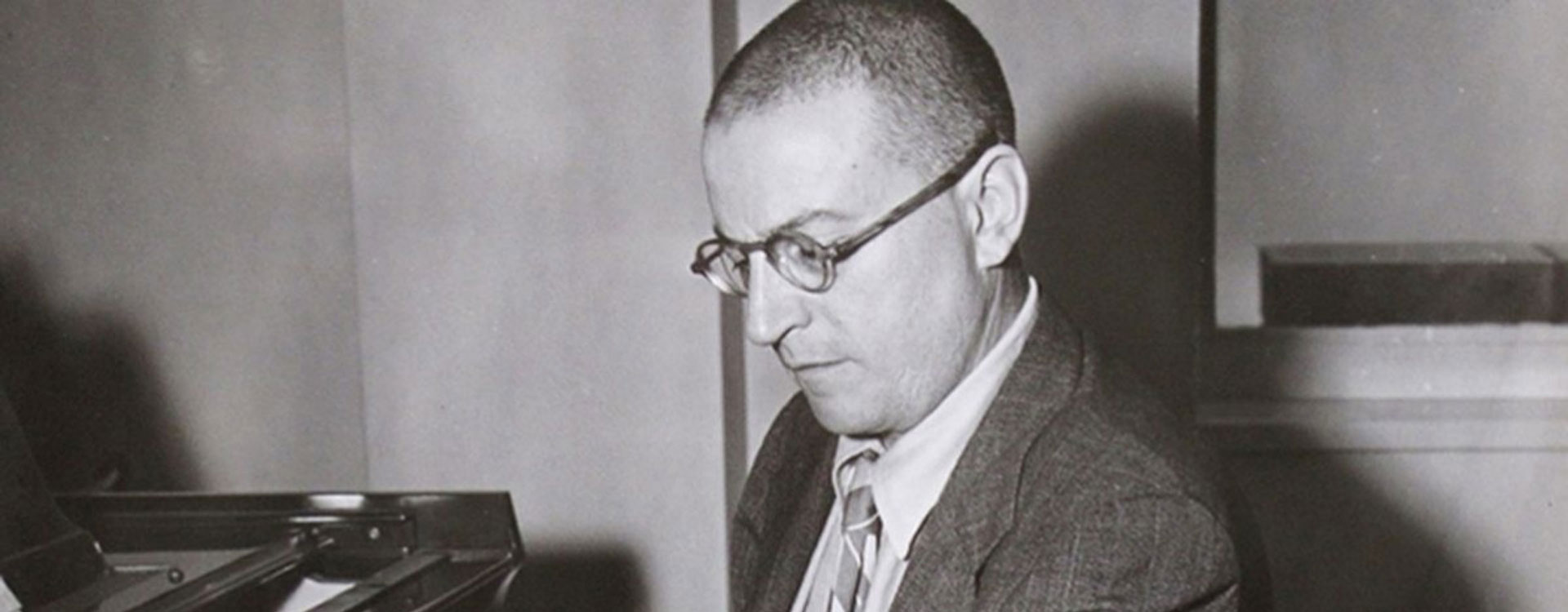All in One Hand. The Pianist Paul Wittgenstein