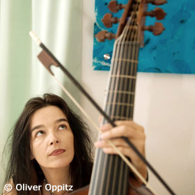 Hille Perl - Queen of Strings