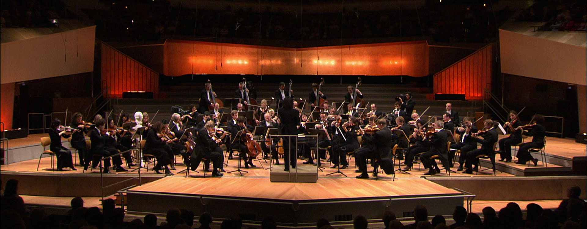 Kent Nagano Conducts Classical Masterpieces