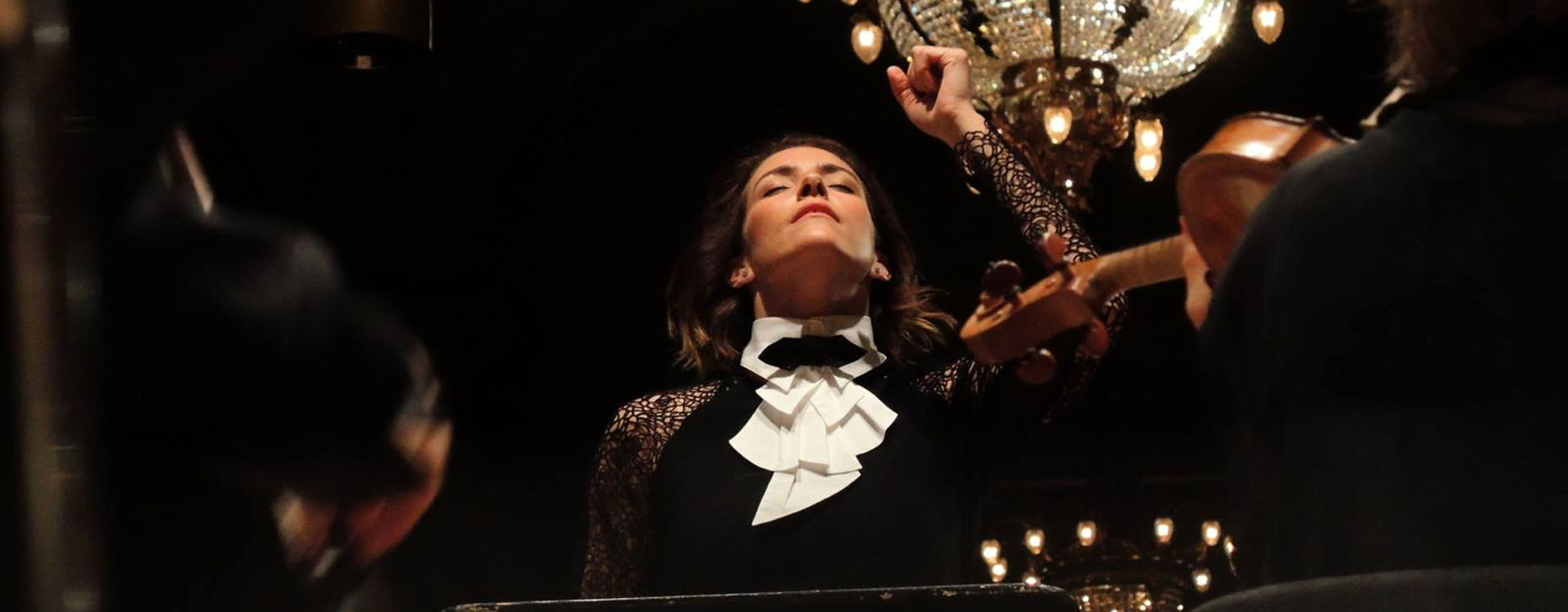 Alondra de la Parra conducts Stravinsky, Mozart & Beethoven