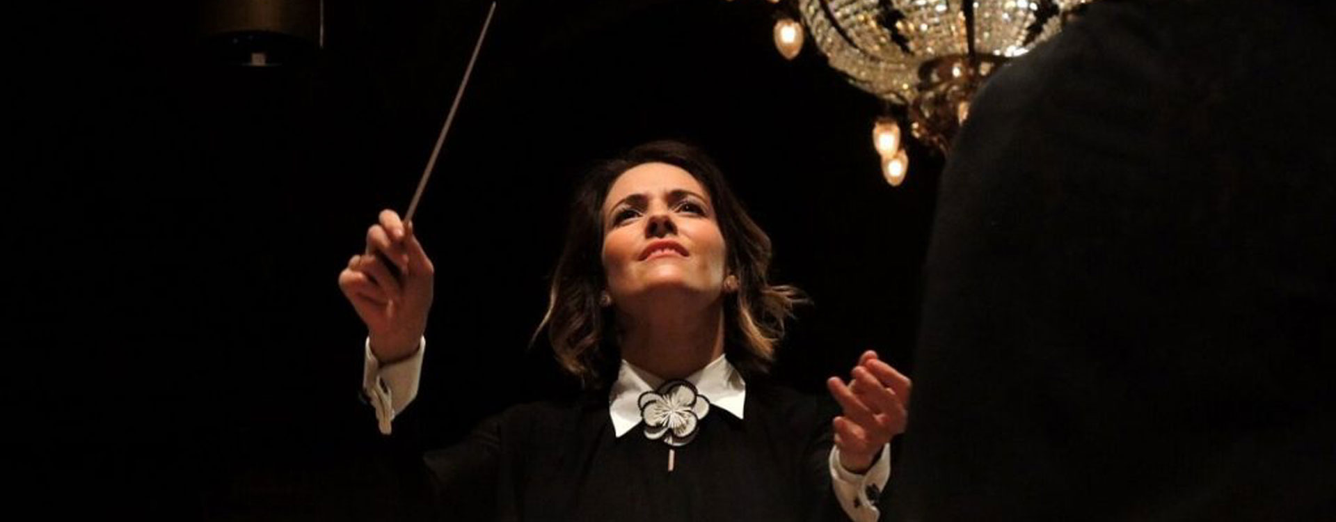 Alondra de la Parra conducts Stravinsky, Mozart & Beethoven