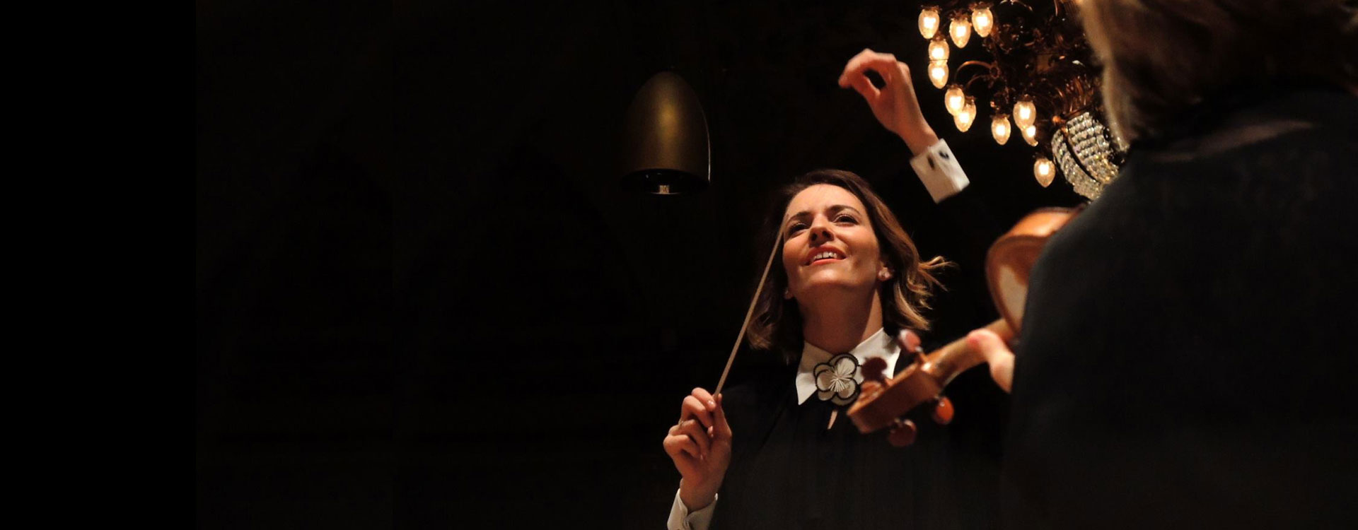 Alondra de la Parra conducts Stravinsky, Mozart & Beethoven