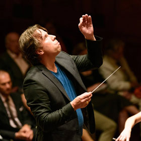 Kristjan Järvi conducts Pärt, Rachmaninov & Stravinsky
