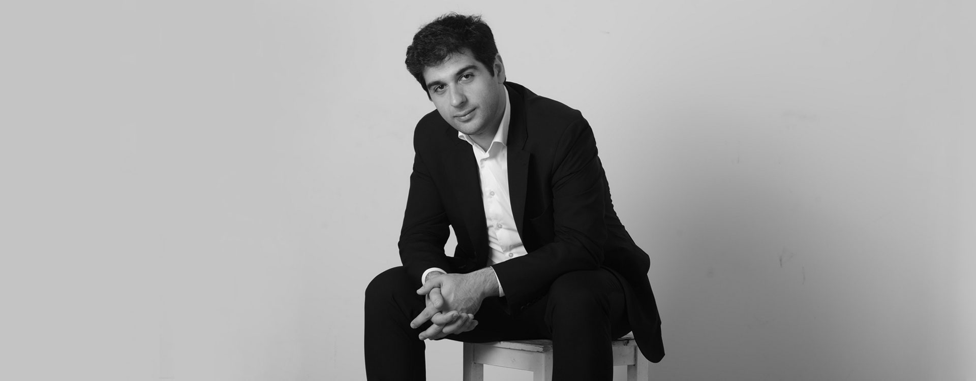 Sergey Smbatyan Conducts Rimsky-Korsakov and Shor